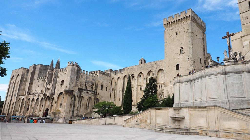 Ikona alertów zdrowotnych opartych na sztucznej inteligencji